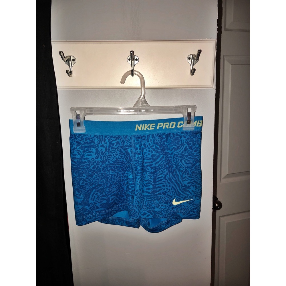 ✨ ⁞ Nike Pro Combat Spandex Shorts•
